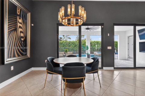 House in Lake Worth, Florida 4 bedrooms, 264.86 sq.m. № 2007720 - photo 25