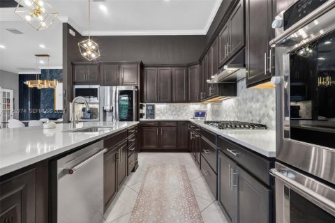 House in Lake Worth, Florida 4 bedrooms, 264.86 sq.m. № 2007720 - photo 18