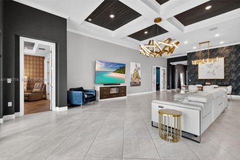 House in Lake Worth, Florida 4 bedrooms, 264.86 sq.m. № 2007720 - photo 12