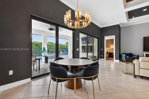 House in Lake Worth, Florida 4 bedrooms, 264.86 sq.m. № 2007720 - photo 26