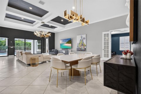 House in Lake Worth, Florida 4 bedrooms, 264.86 sq.m. № 2007720 - photo 9