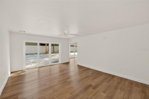 Casa en venta en Clearwater, Florida, 4 dormitorios, 284.93 m2 № 2111841 - foto 17