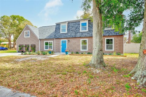 Casa en venta en Clearwater, Florida, 4 dormitorios, 284.93 m2 № 2111841 - foto 2