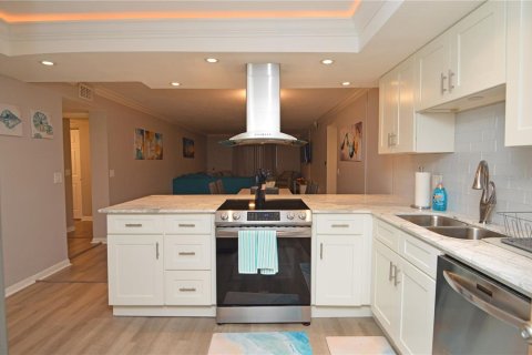 Copropriété à louer à Saint Petersburg, Floride: 3 chambres, 139.35 m2 № 2114808 - photo 3
