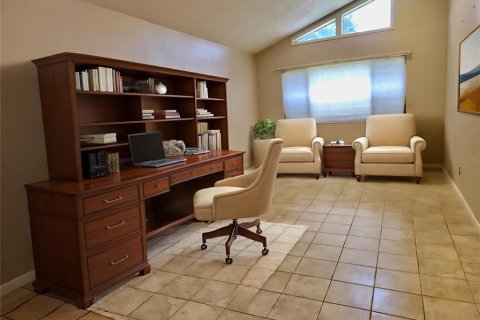 House in Tampa, Florida 4 bedrooms, 217.95 sq.m. № 1832227 - photo 13