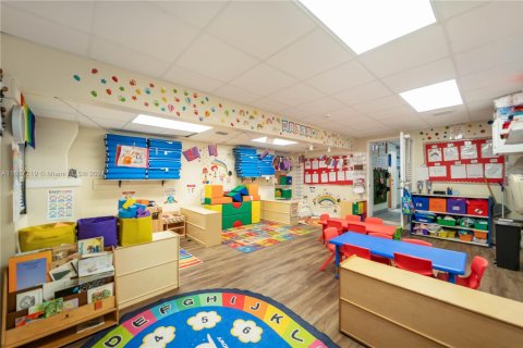 Commercial property in St. Lucie, Florida № 1984804 - photo 16