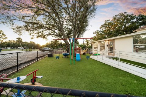 Commercial property in St. Lucie, Florida № 1984804 - photo 8