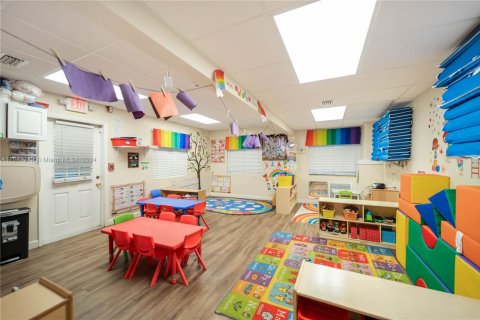 Commercial property in St. Lucie, Florida № 1984804 - photo 17