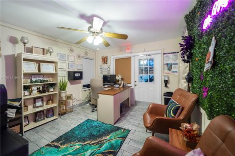 Commercial property in St. Lucie, Florida № 1984804 - photo 29