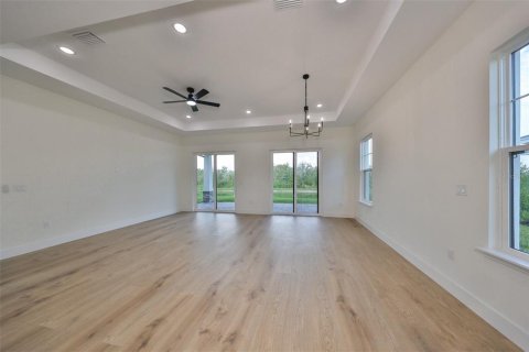 Villa ou maison à vendre à Auburndale, Floride: 4 chambres, 261.61 m2 № 1212113 - photo 12