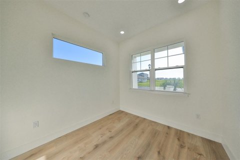 Villa ou maison à vendre à Auburndale, Floride: 4 chambres, 261.61 m2 № 1212113 - photo 8