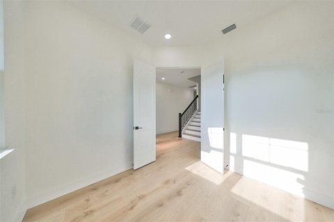 Villa ou maison à vendre à Auburndale, Floride: 4 chambres, 261.61 m2 № 1212113 - photo 9