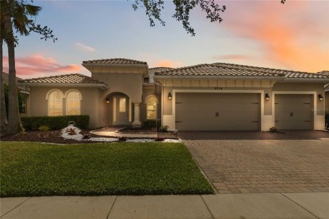 Casa en venta en Kissimmee, Florida, 4 dormitorios, 255.48 m2 № 2157388 - foto 2