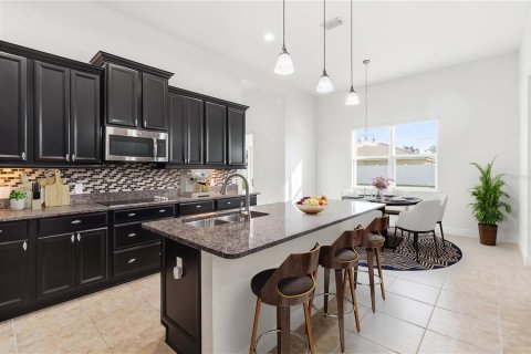 Casa en venta en Kissimmee, Florida, 4 dormitorios, 255.48 m2 № 2157388 - foto 14