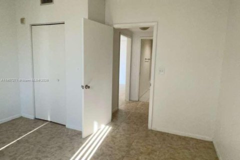 Condominio en alquiler en Aventura, Florida, 1 dormitorio, 73.11 m2 № 2012542 - foto 9