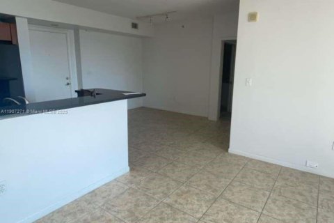 Condominio en alquiler en Aventura, Florida, 1 dormitorio, 73.11 m2 № 2012542 - foto 11