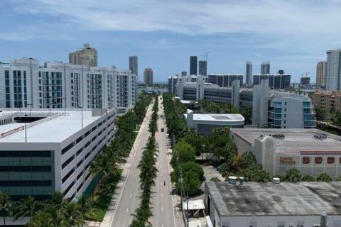 Condominio en Aventura, Florida, 1 dormitorio  № 2012542