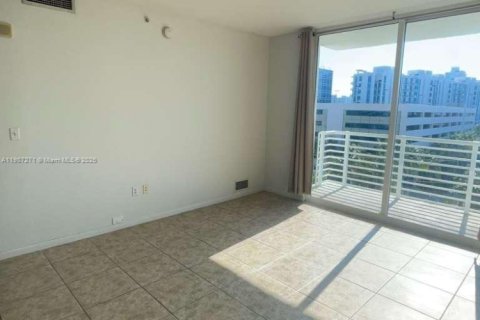 Condominio en alquiler en Aventura, Florida, 1 dormitorio, 73.11 m2 № 2012542 - foto 8