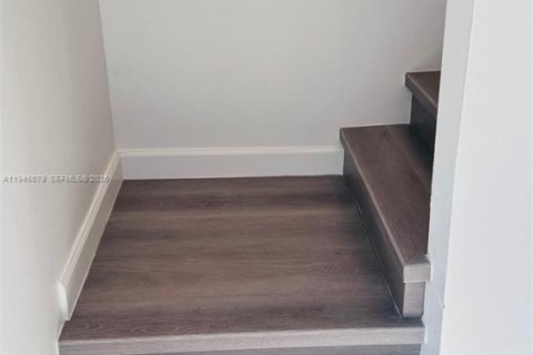 Copropriété à vendre à Miami, Floride: 2 chambres, 104.98 m2 № 2001255 - photo 10