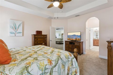 Villa ou maison à vendre à Deltona, Floride: 4 chambres, 218.51 m2 № 2358311 - photo 17