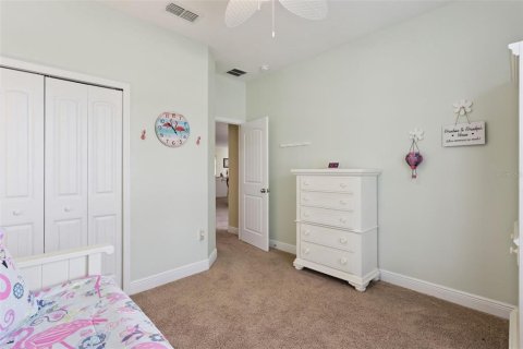 Villa ou maison à vendre à Deltona, Floride: 4 chambres, 218.51 m2 № 2358311 - photo 20