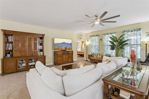 Villa ou maison à vendre à Deltona, Floride: 4 chambres, 218.51 m2 № 2358311 - photo 7