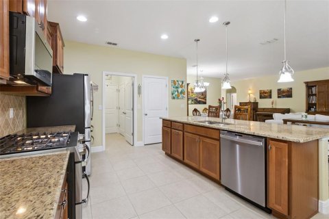 Villa ou maison à vendre à Deltona, Floride: 4 chambres, 218.51 m2 № 2358311 - photo 14