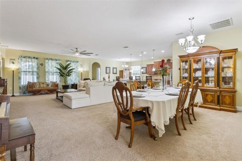 Villa ou maison à vendre à Deltona, Floride: 4 chambres, 218.51 m2 № 2358311 - photo 8