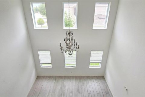 Villa ou maison à louer à Winter Garden, Floride: 5 chambres, 302.68 m2 № 2349244 - photo 11