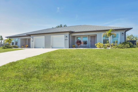 Propiedad comercial en venta en North Port, Florida, 4 dormitorios, 214.79 m2 № 1721890 - foto 22