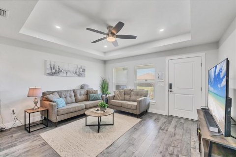 Propiedad comercial en venta en North Port, Florida, 4 dormitorios, 214.79 m2 № 1721890 - foto 24