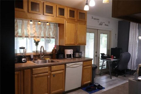 Villa ou maison à vendre à Lake Panasoffkee, Floride: 2 chambres, 91.32 m2 № 1825400 - photo 12