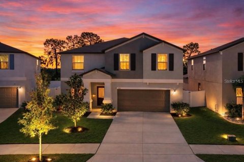 Villa ou maison à Riverview, Floride 6 chambres, 290.78 m2 № 2373427