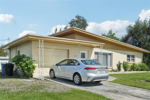 Casa en venta en Saint Petersburg, Florida, 2 dormitorios, 84.73 m2 № 1914153 - foto 3