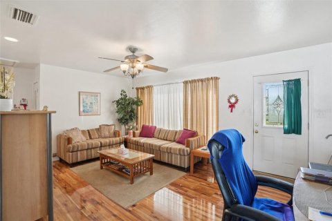 Casa en venta en Saint Petersburg, Florida, 2 dormitorios, 84.73 m2 № 1914153 - foto 5