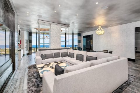 Condo in West Palm Beach, Florida, 5 bedrooms  № 2187350 - photo 10