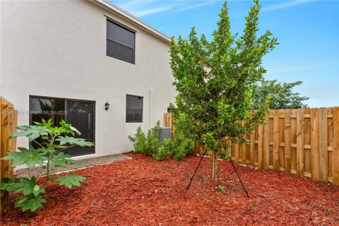 Adosado en alquiler en Florida City, Florida, 3 dormitorios, 128.21 m2 № 1887720 - foto 3