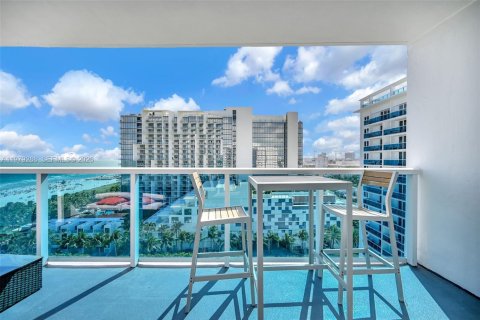 Copropriété à vendre à Miami Beach, Floride: 1 chambre, 81.75 m2 № 2046087 - photo 25