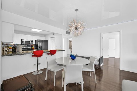 Copropriété à vendre à Miami Beach, Floride: 1 chambre, 81.75 m2 № 2046087 - photo 7