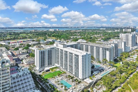 Copropriété à vendre à Miami Beach, Floride: 1 chambre, 81.75 m2 № 2046087 - photo 27