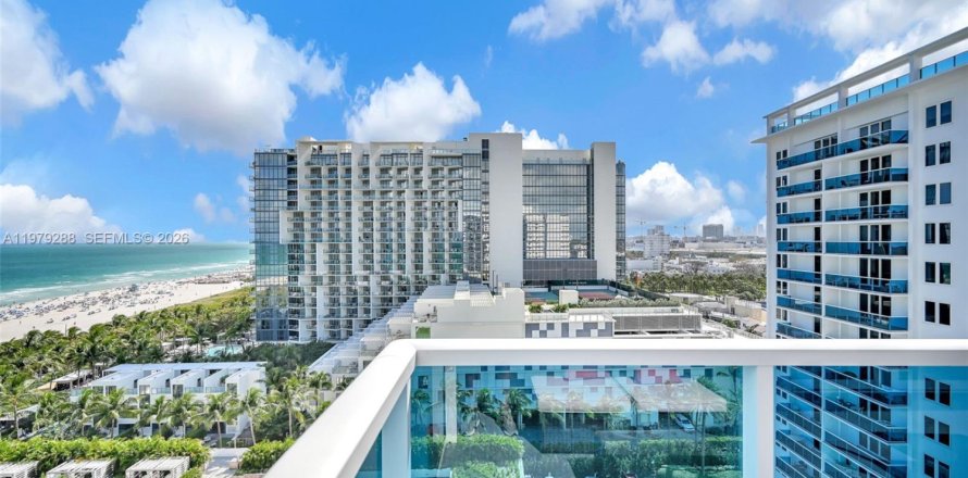 Condo à Miami Beach, Floride, 1 chambre  № 2046087