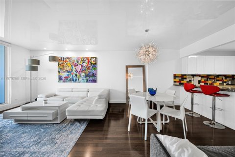 Copropriété à vendre à Miami Beach, Floride: 1 chambre, 81.75 m2 № 2046087 - photo 4