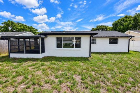 Villa ou maison à vendre à Port Richey, Floride: 2 chambres, 129.04 m2 № 2408762 - photo 25
