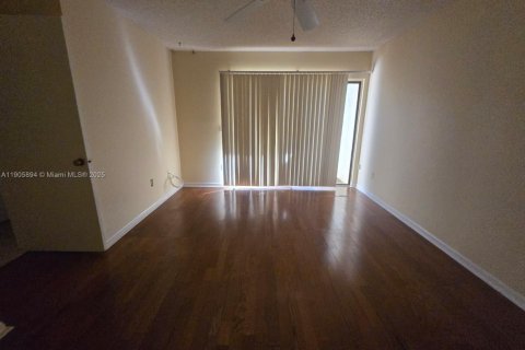 Townhouse in Delray Beach, Florida 2 bedrooms, 147.62 sq.m. № 1958700 - photo 6