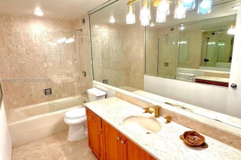 Купить кондоминиум в Майами, Флорида 2 спальни, 181.16м2, № 2028333 - фото 15