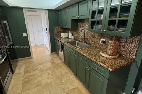 Купить кондоминиум в Майами, Флорида 2 спальни, 181.16м2, № 2028333 - фото 3