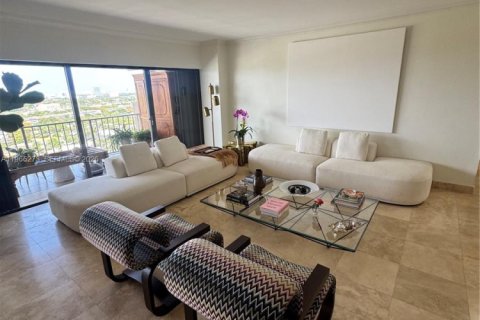 Купить кондоминиум в Майами, Флорида 2 спальни, 181.16м2, № 2028333 - фото 11