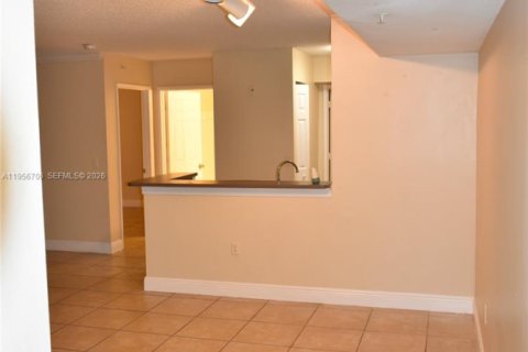 Condominio en alquiler en Miramar, Florida, 2 dormitorios, 99.59 m2 № 2010642 - foto 22