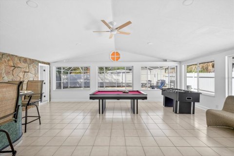 House in Tampa, Florida 3 bedrooms, 172.43 sq.m. № 2112398 - photo 22