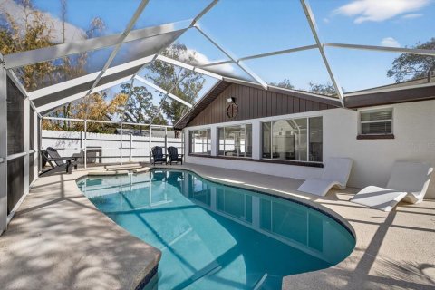 House in Tampa, Florida 3 bedrooms, 172.43 sq.m. № 2112398 - photo 28